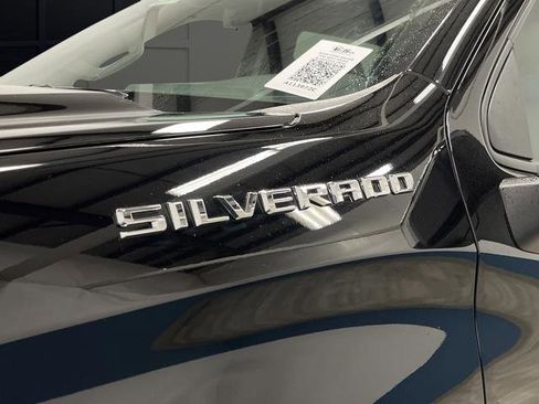 Used 2025 Chevrolet Silverado 1500 LT image 35