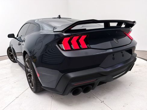 Used 2025 Ford Mustang Dark Horse image 11