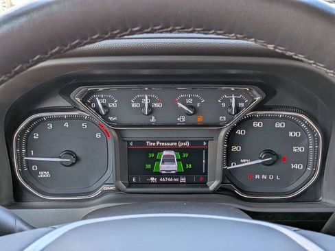 Used 2022 GMC Sierra 1500 SLT w/ SLT Premium Plus Package AWD/4WD image 29
