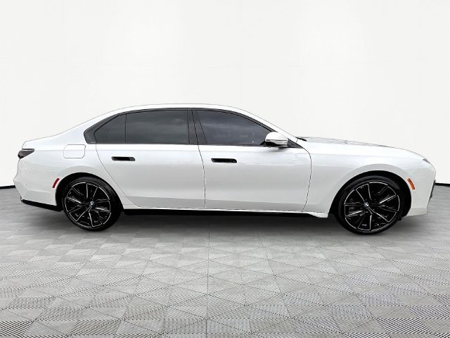 Used 2023 BMW 760i xDrive w/ Parking Assistance Package AWD/4WD image 8