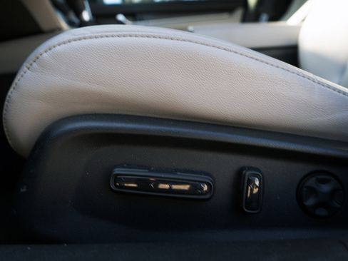 Certified 2019 Honda Accord EX-L image 40