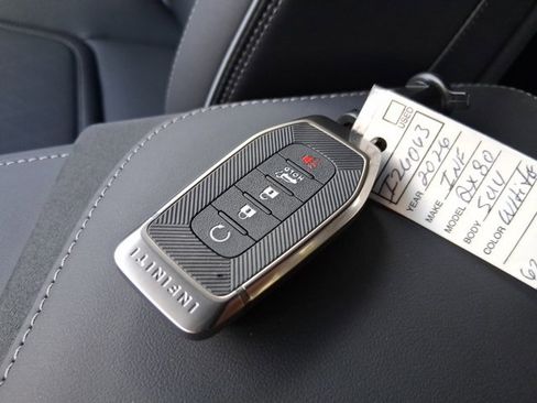 New 2026 INFINITI QX80 Autograph w/ Premium Cargo Package image 32