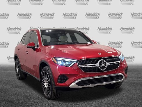 New 2026 Mercedes-Benz GLC 300 image 2