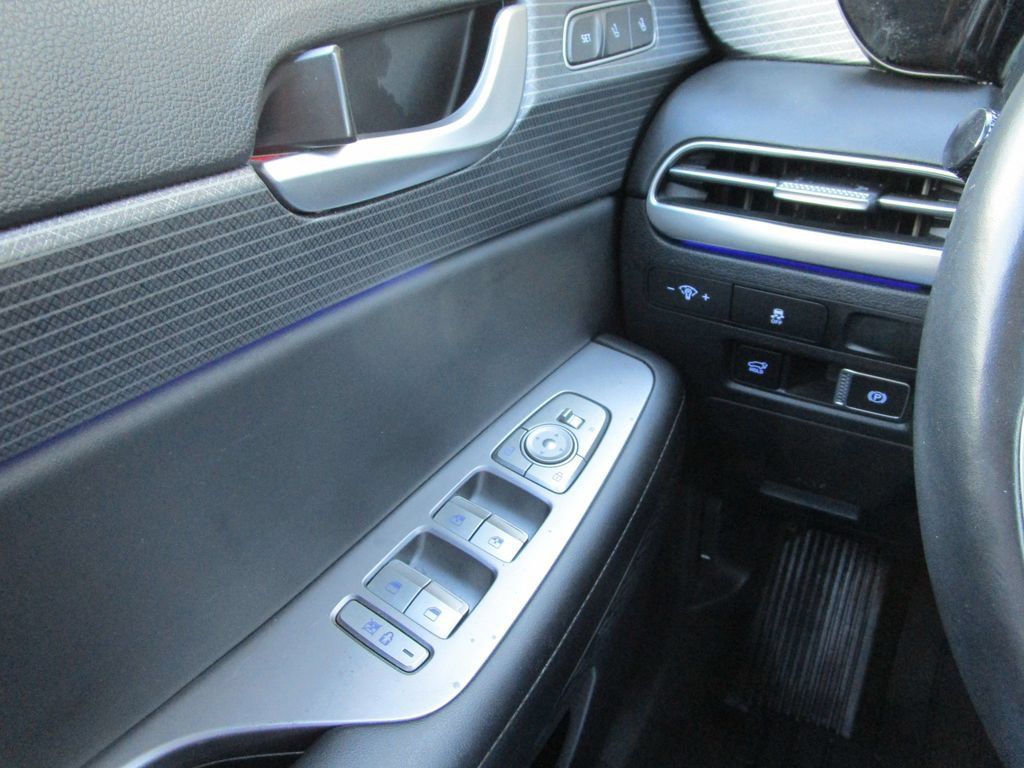 Used 2024 Hyundai Palisade Limited FWD image 35