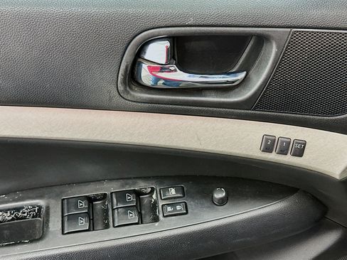 Used 2008 INFINITI G35 x Sedan w/ Premium Pkg image 15