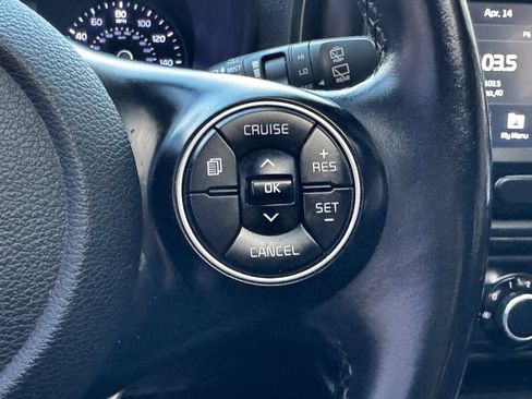 Used 2020 Kia Soul GT-Line w/ GT 2.0L Power Sunroof Package FWD image 24