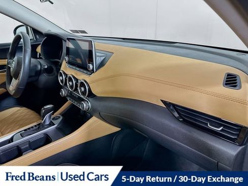 Used 2023 Nissan Sentra SV w/ SV Premium Package image 30