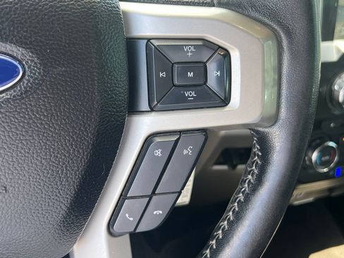 Used 2018 Ford F350 Lariat w/ Chrome Package AWD/4WD image 32