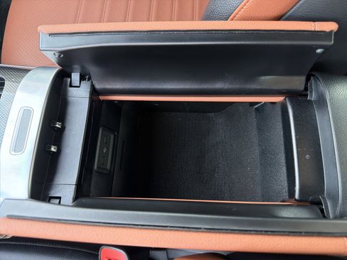 Used 2022 Mercedes-Benz C 300 Sedan image 56