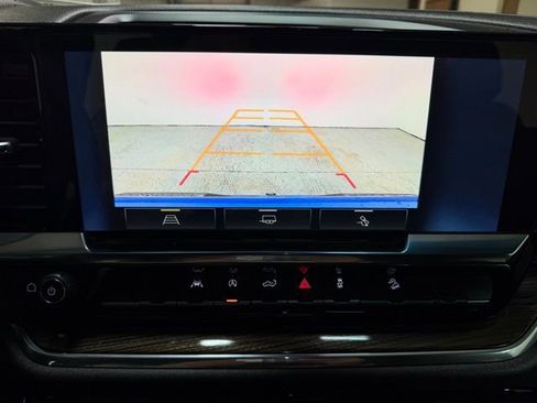 Used 2024 Chevrolet Silverado 1500 RST image 17