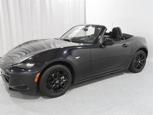 Certified 2021 MAZDA MX-5 Miata Sport image 4