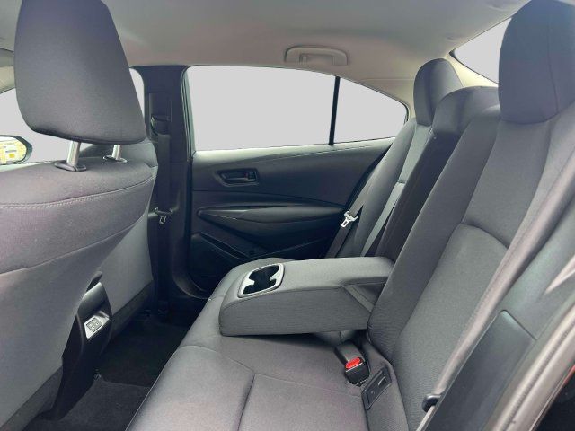Used 2026 Toyota Corolla LE FWD image 16