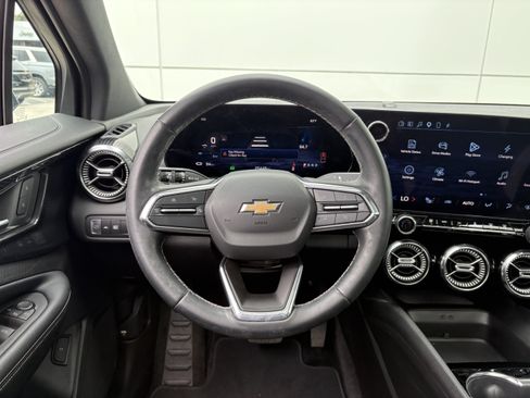 Used 2024 Chevrolet Blazer EV LT AWD/4WD image 16
