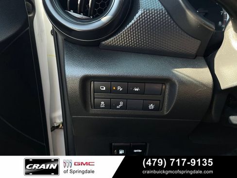 Used 2023 Nissan Kicks S FWD image 13