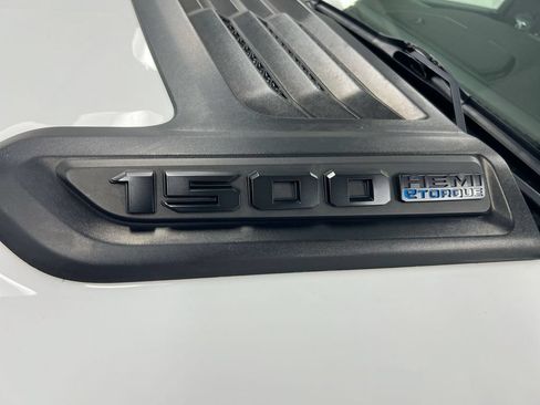 Used 2023 RAM 1500 Laramie AWD/4WD image 26