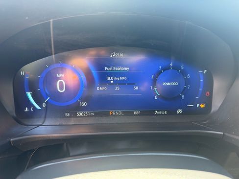 Used 2022 Ford Escape Titanium w/ Titanium Elite Package AWD/4WD image 36