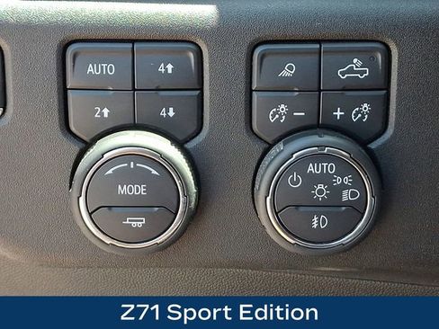Used 2024 Chevrolet Silverado 2500 LTZ w/ LTZ Plus Package AWD/4WD image 9