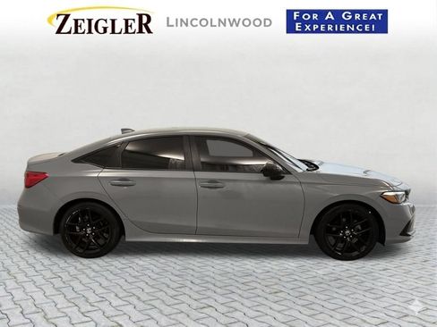 Used 2024 Honda Civic Sport image 7
