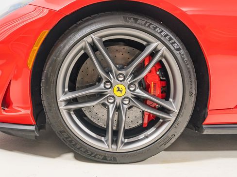 Used 2021 Ferrari 812 GTS RWD image 22