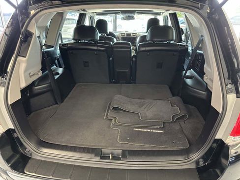 Used 2012 Toyota Highlander SE w/ Tow Pkg image 23