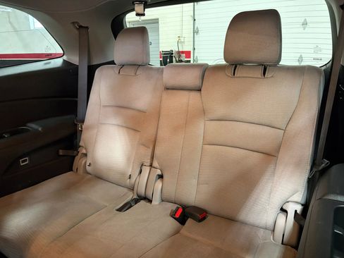 Used 2017 Honda Pilot EX image 24