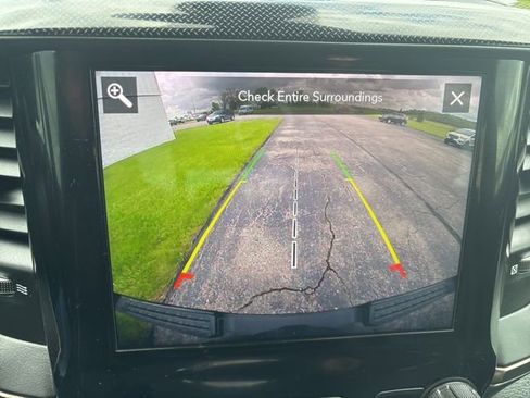Used 2020 RAM 1500 Sport w/ Level 2 Equipment Goup w/2_L AWD/4WD image 24