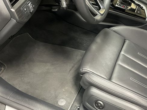 Used 2024 Audi A5 2.0T Premium w/ Convenience Package image 17