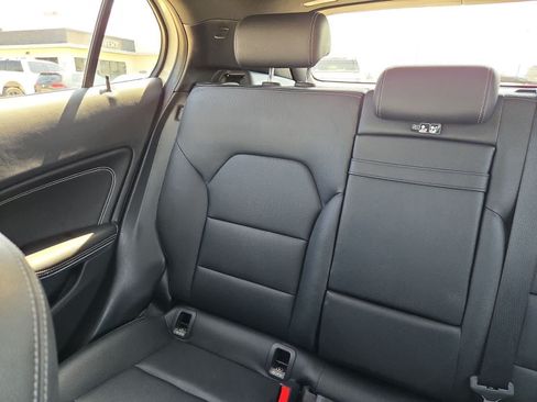 Used 2018 Mercedes-Benz GLA 250 image 7