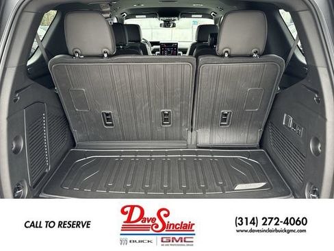 New 2026 GMC Yukon Elevation w/ LPO, Hit The Road Package AWD/4WD image 24