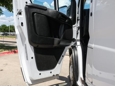 Used 2023 RAM ProMaster 2500 FWD image 37