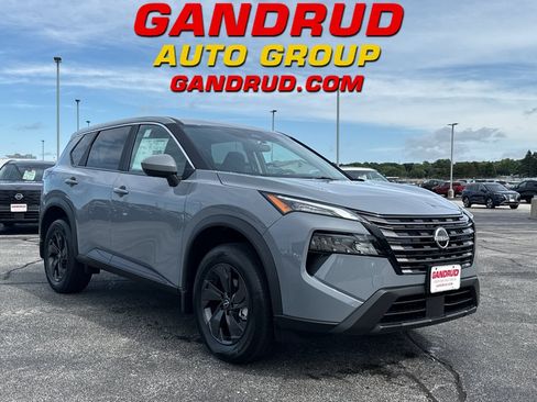 New 2026 Nissan Rogue SV AWD/4WD image 1