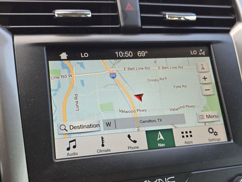 Used 2019 Ford Fusion SE w/ Equipment Group 151A image 17