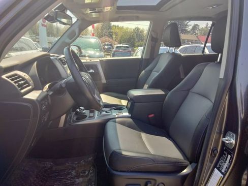 Used 2023 Toyota 4Runner SR5 Premium w/ Moonroof Package image 9