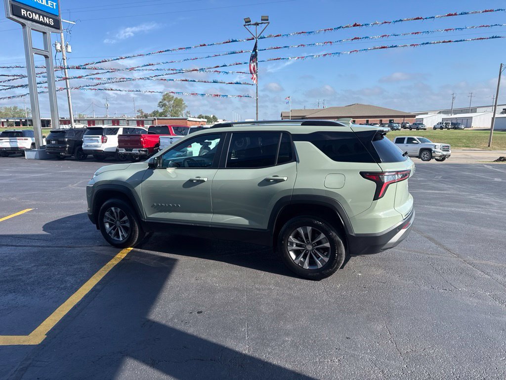 Used 2025 Chevrolet Equinox LT w/ Convenience Package II AWD/4WD image 8