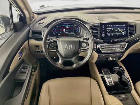 Used 2019 Honda Pilot Touring image 28