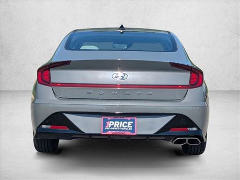Used 2022 Hyundai Sonata SEL w/ Preferred Accessory Package FWD image 7