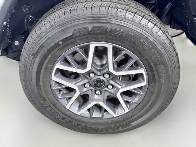 Used 2024 Jeep Wrangler Unlimited Sahara AWD/4WD image 29