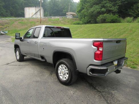 Used 2025 Chevrolet Silverado 2500 LT w/ Safety Package AWD/4WD image 5