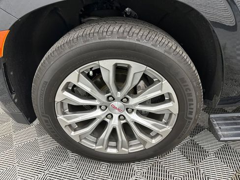Used 2023 GMC Yukon Denali AWD/4WD image 12