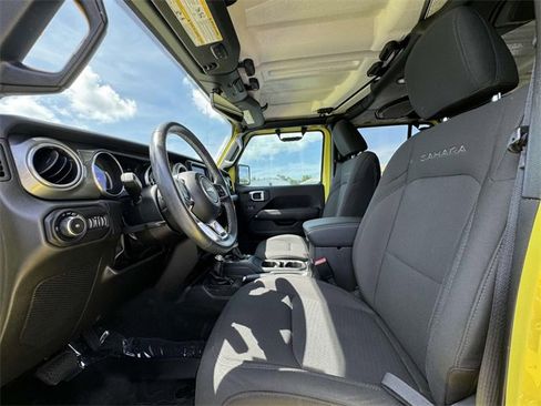 Used 2022 Jeep Wrangler Unlimited Sahara w/ Cold Weather Group image 18