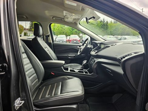 Used 2019 Ford Escape SEL AWD/4WD image 9