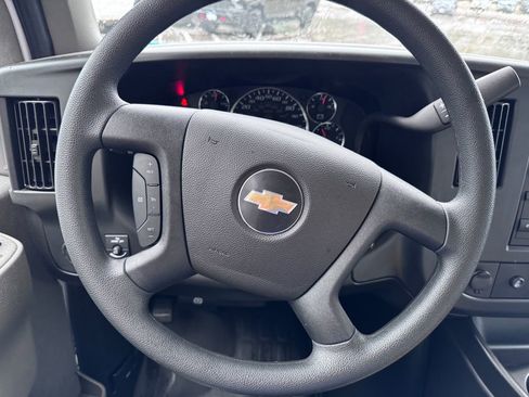 Used 2025 Chevrolet Express 3500 w/ Power Convenience Package image 12