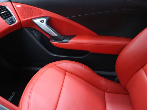 Used 2015 Chevrolet Corvette Stingray Convertible w/ 3LT Preferred Equipment Group image 12