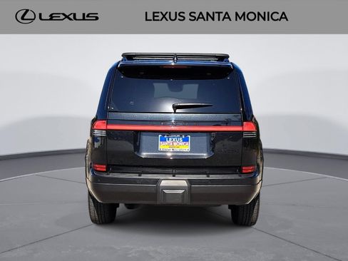 Used 2024 Lexus GX 550 w/ Accessory Package (31) AWD/4WD image 6