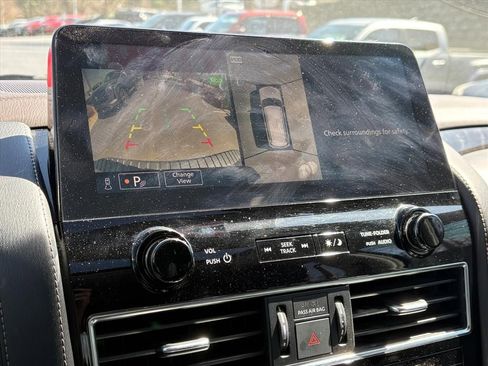 Used 2021 Nissan Armada Platinum w/ Captain's Chairs Package image 9