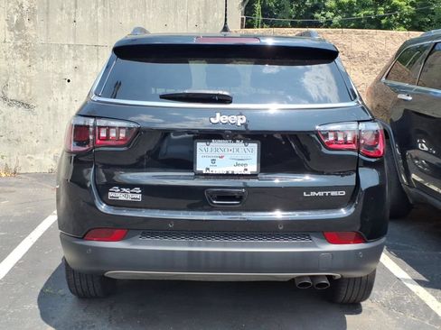 Certified 2022 Jeep Compass Limited AWD/4WD image 5