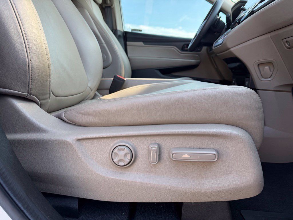 Certified 2024 Honda Odyssey EX-L image 31