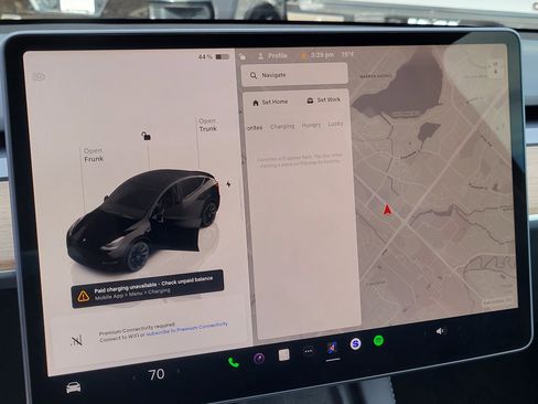 Used 2023 Tesla Model Y Long Range image 17