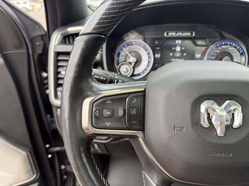 Used 2019 RAM 1500 Limited image 17