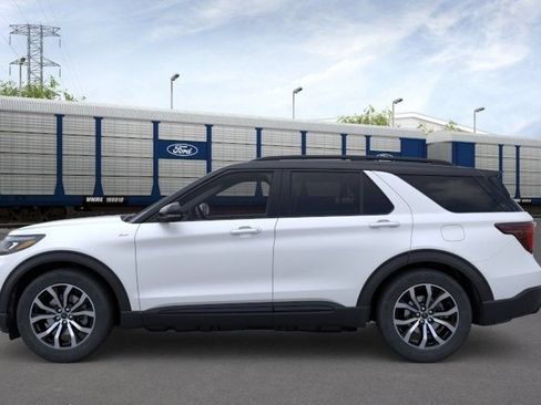 New 2026 Ford Explorer ST-Line w/ Premium Package RWD image 31